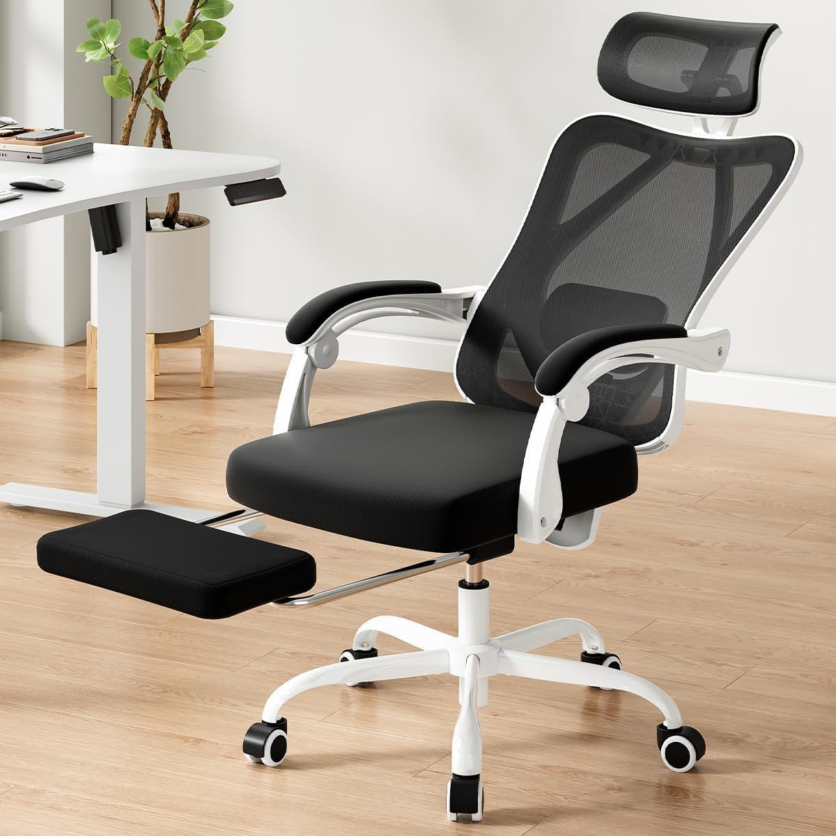 Farini Ergonomic Office Chair with Footrest, Mesh Office Desk Chair with Headrest, High Back Computer Chair with Adjustable Lumbar Support for Home Office Study Room Bedroom