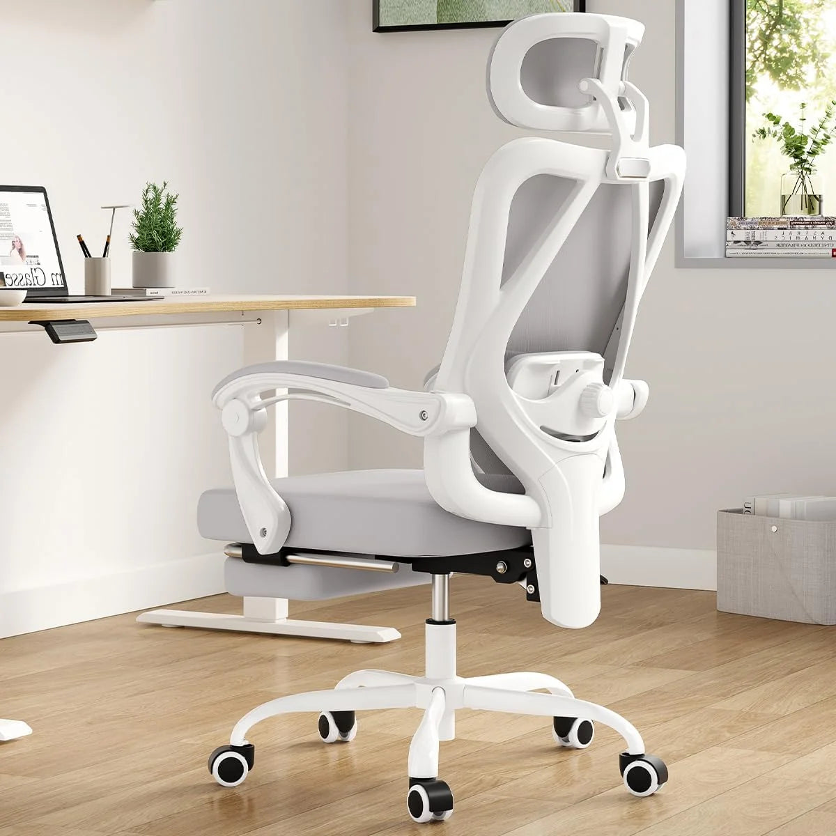 Farini Ergonomic Office Chair with Footrest, Mesh Office Desk Chair with Headrest, High Back Computer Chair with Adjustable Lumbar Support for Home Office Study Room Bedroom